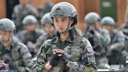 特種作戰的無聲選擇 奔尼帽、頭盔與防毒面具背后的戰術邏輯